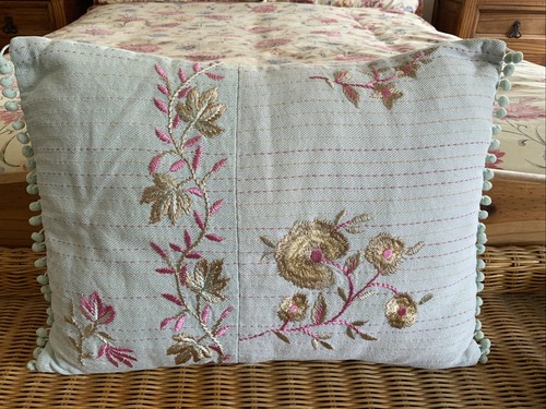 Laura ashley pretty floral - laura,